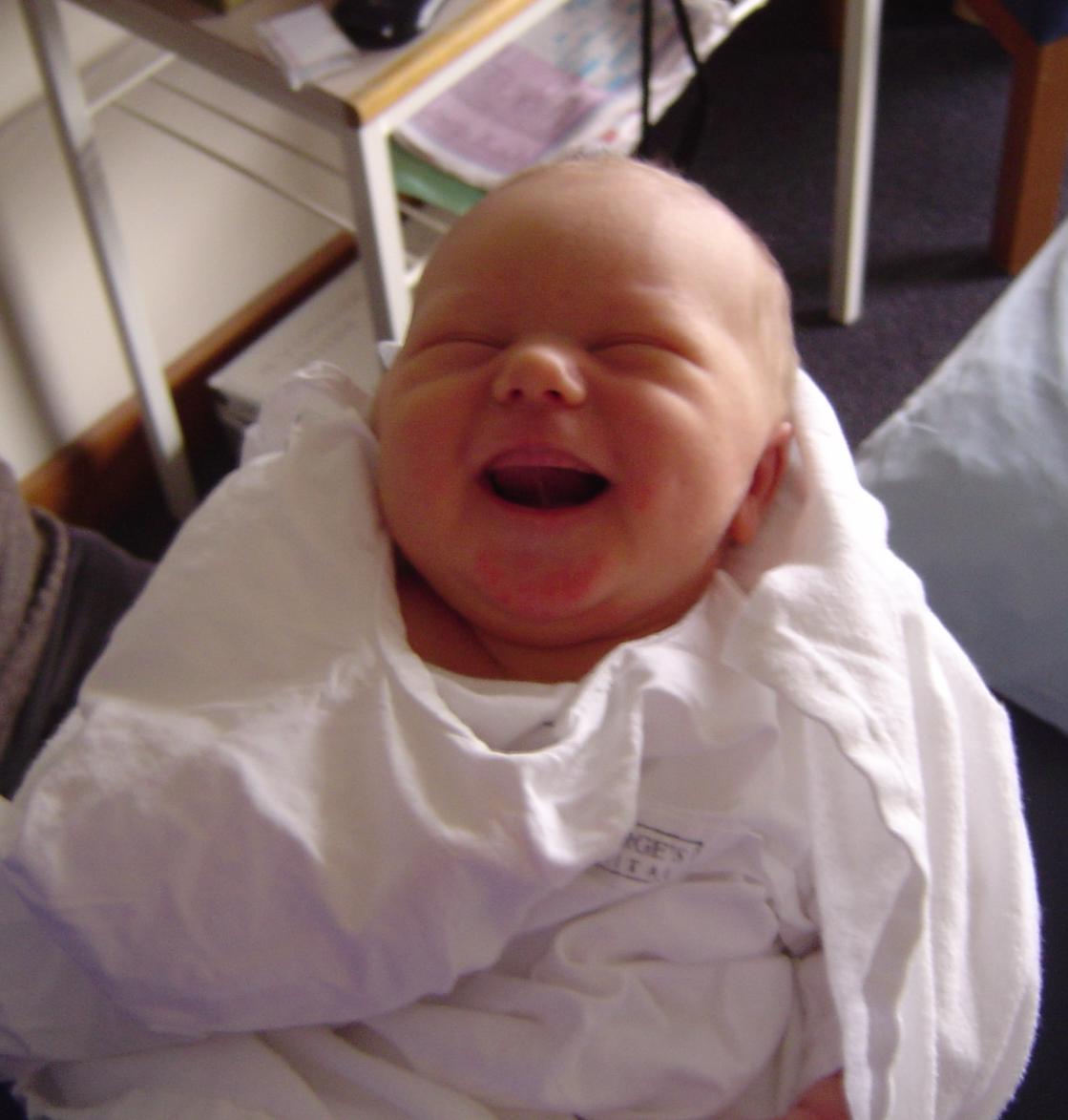 Baby/2003-10-11/happy_smile_or_gas.jpg