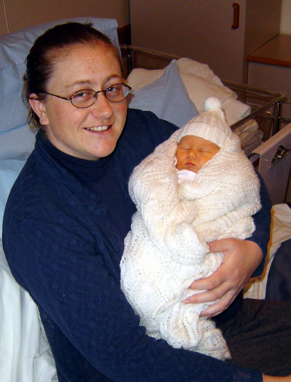 Baby/2003-10-12/going_home2.jpg