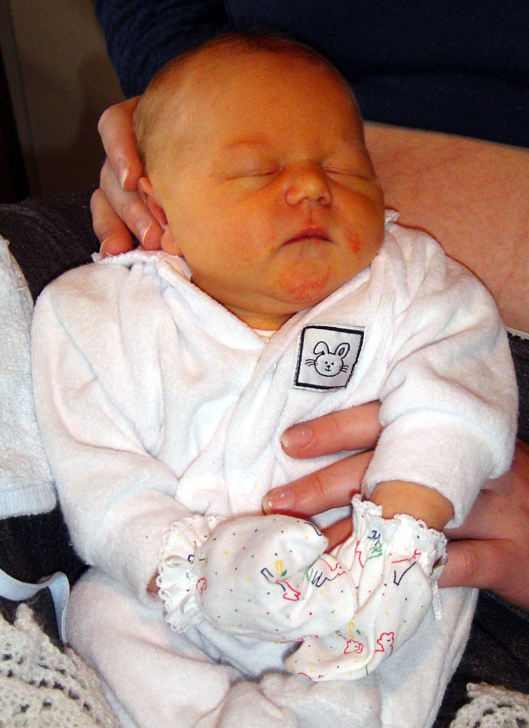 Baby/2003-10-12/luke1.jpg
