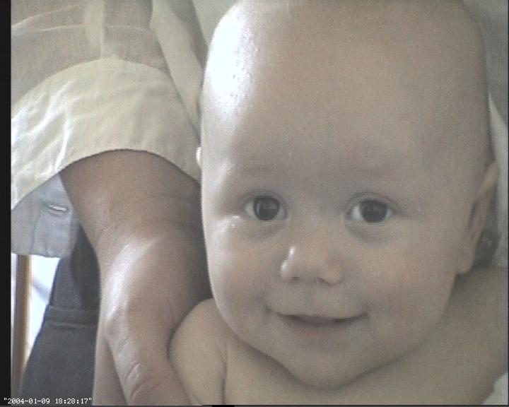 Baby/webcam/20040109-182817.jpg