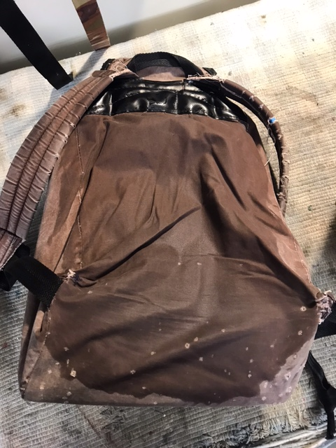 bikes/bent-laptop-bag/a-wet-backpack.png
