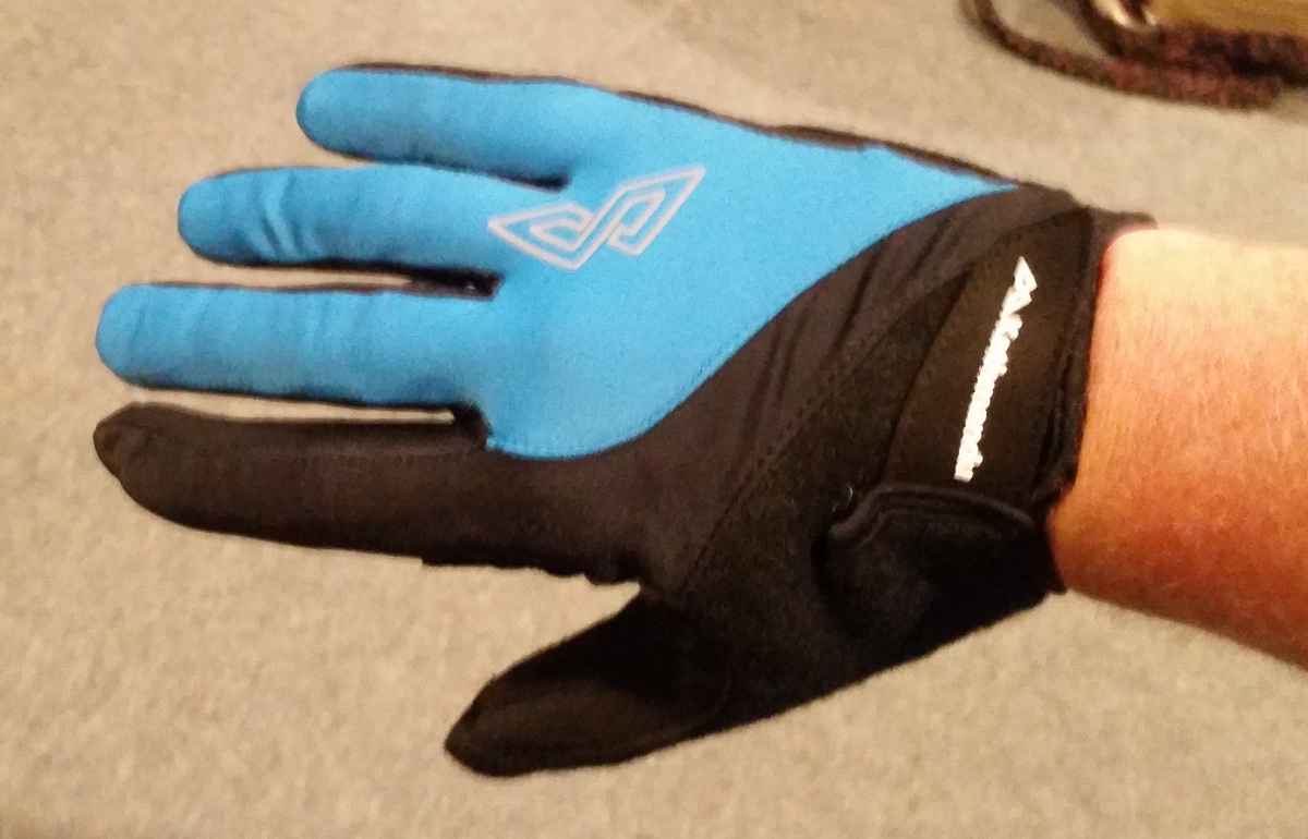 bikes/gloves/20170205_231743.jpg