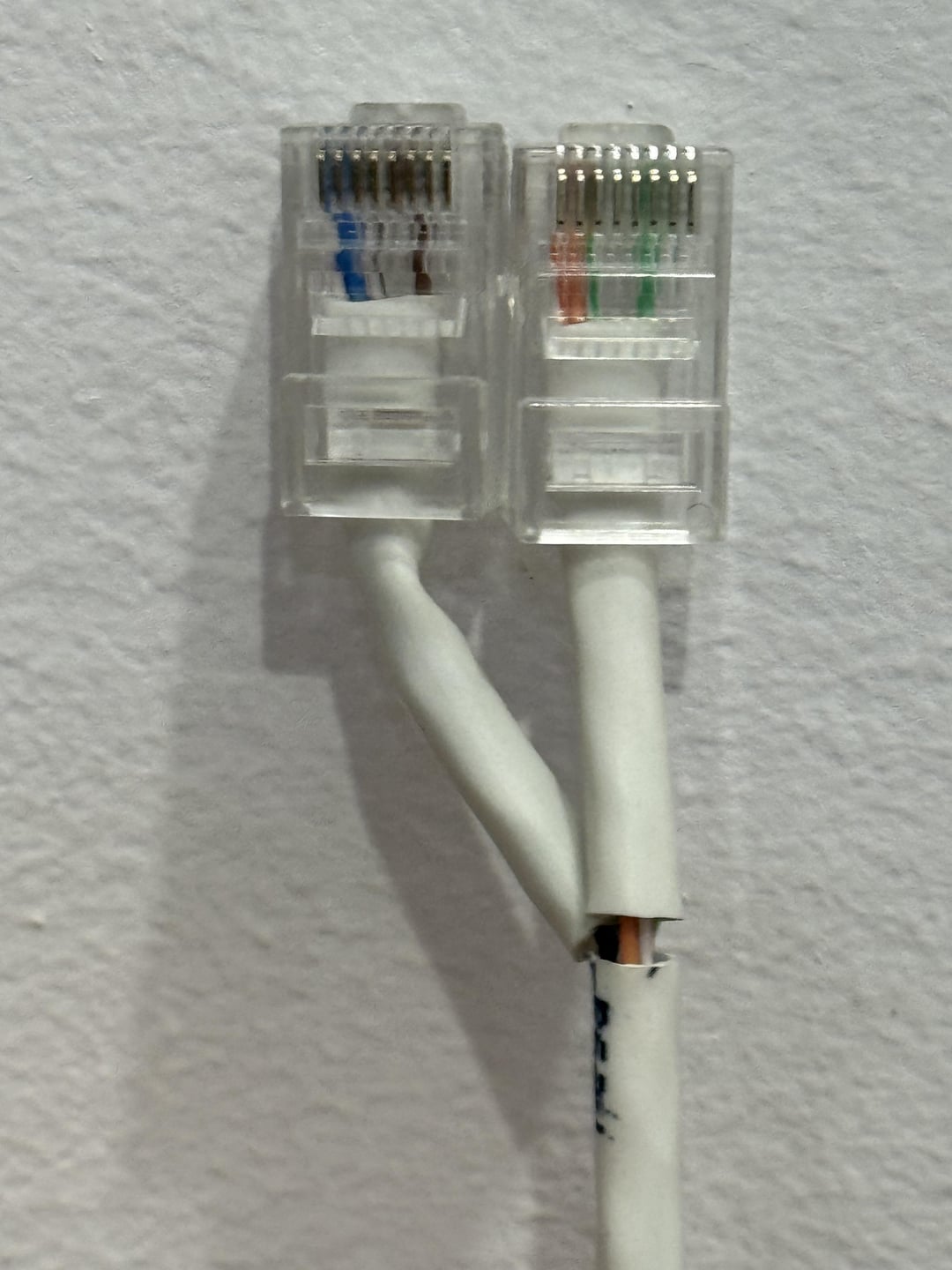 ethernet-cabling/can-someone-tell-me-wtf-this-contractor-did-v0-1oqygf830aig1.jpg