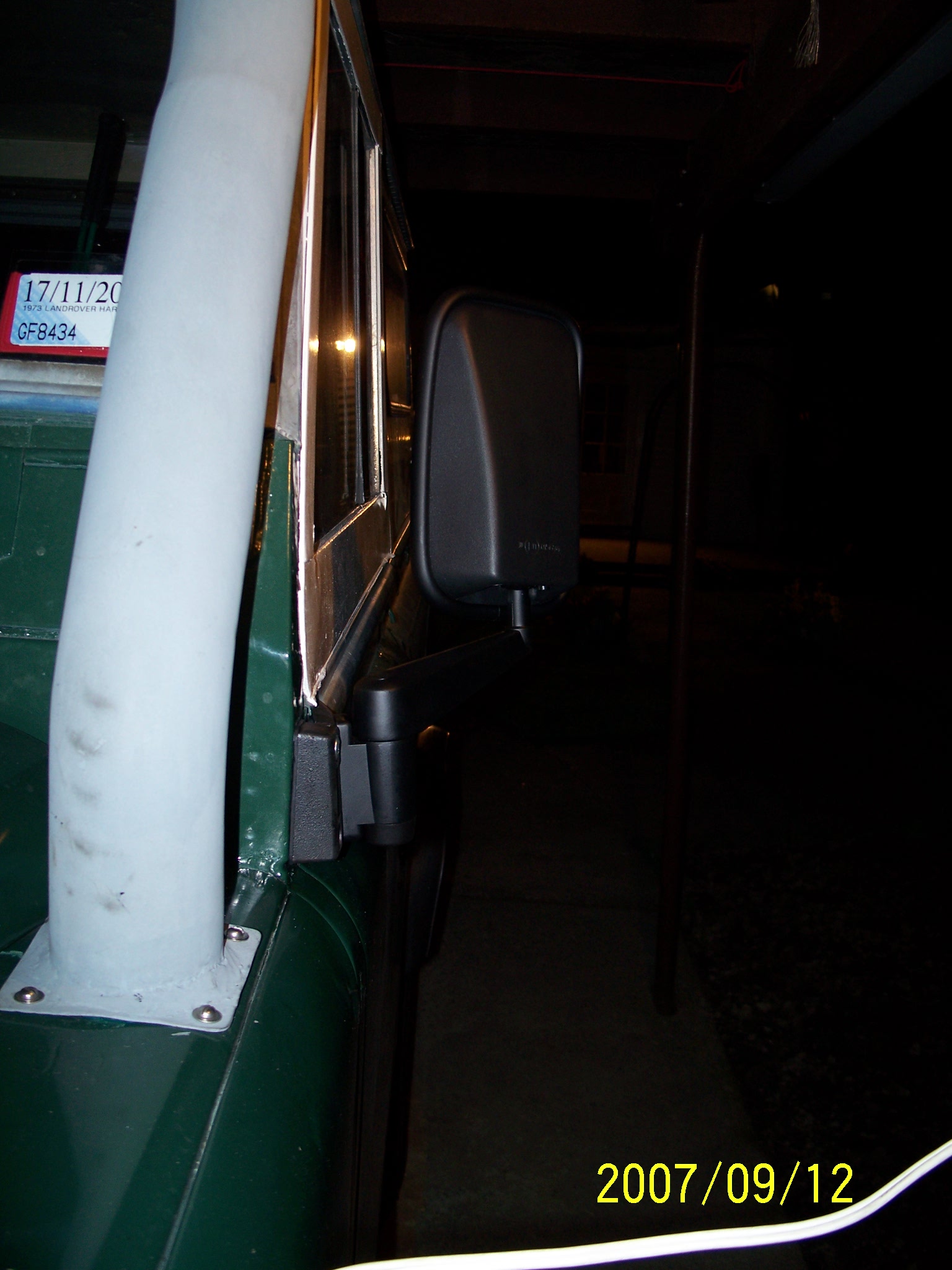 landrover/2007-09-12_Side-Mirrors/100_0504.jpg