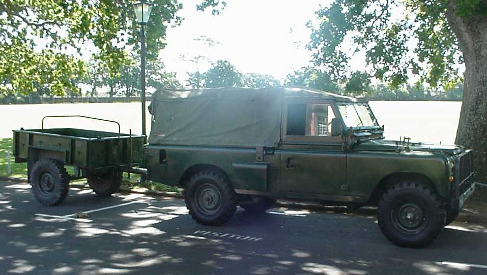 nzlro/Ivanz_Landrover_Photos/stage_1_newpainta.jpg